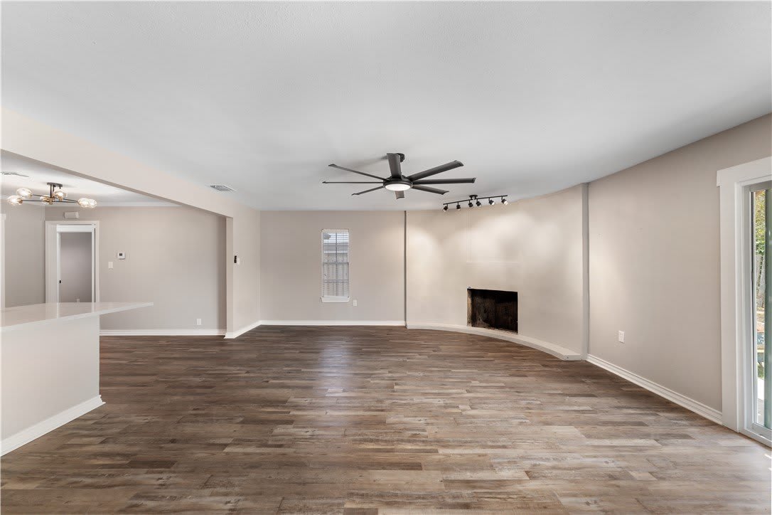 4937 Holmes Drive – photo 4