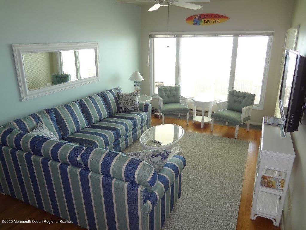 1904 Oceanfront – photo 5