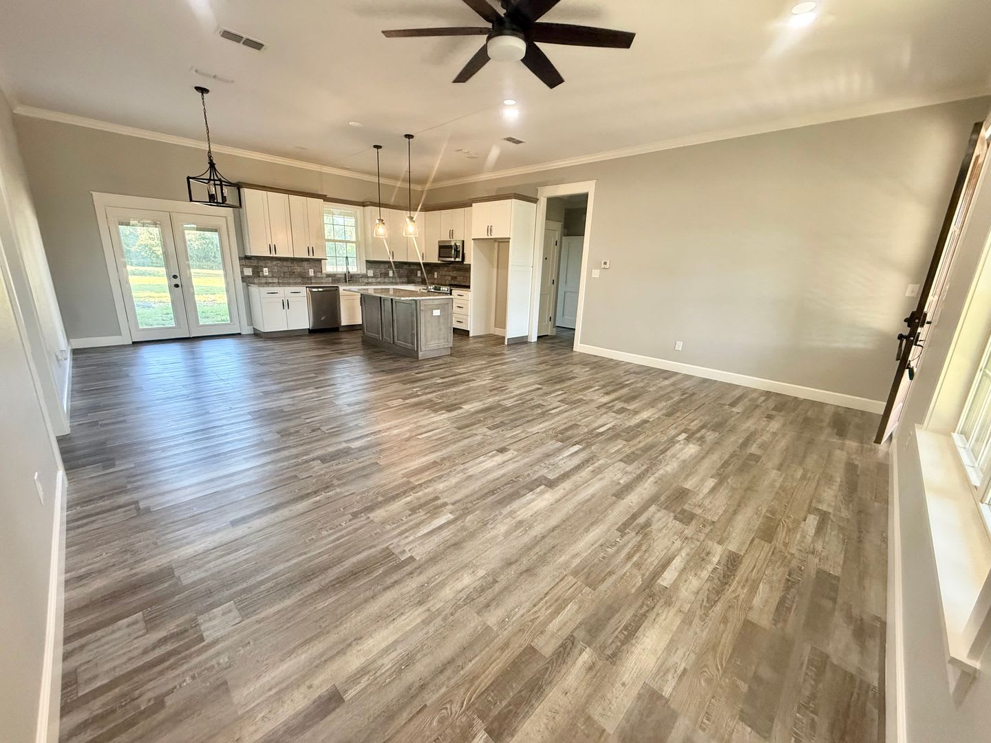 Modern 3-bed/2-bath! – photo 2