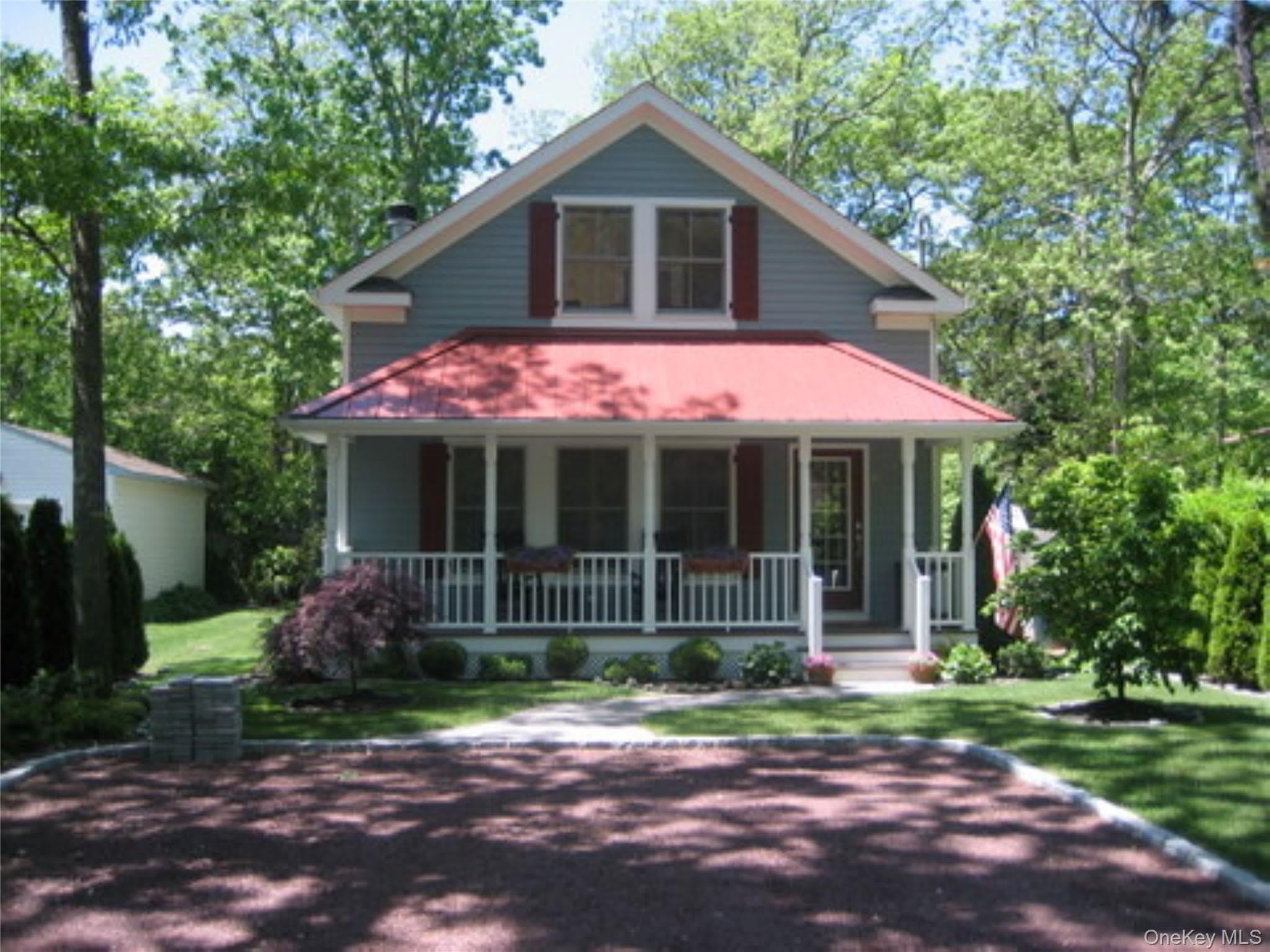 38 Baycrest Avenue – photo 1