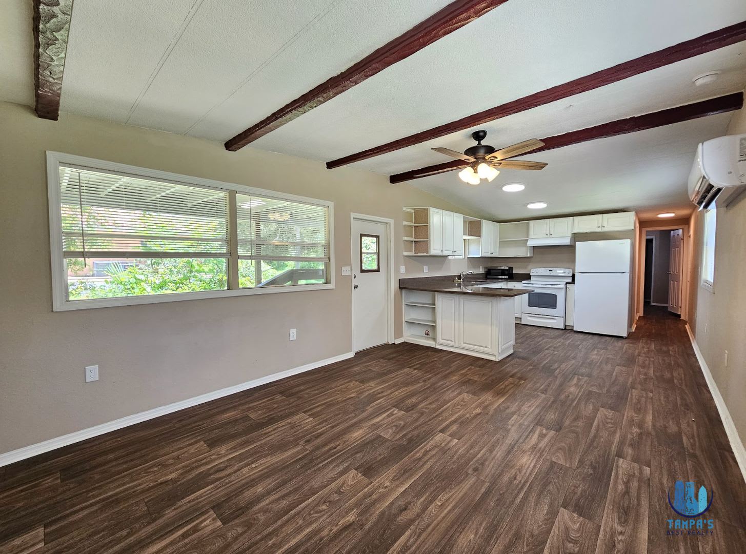*MOVE-IN SPECIAL* Amazing Rental in Zephyrhills – photo 5