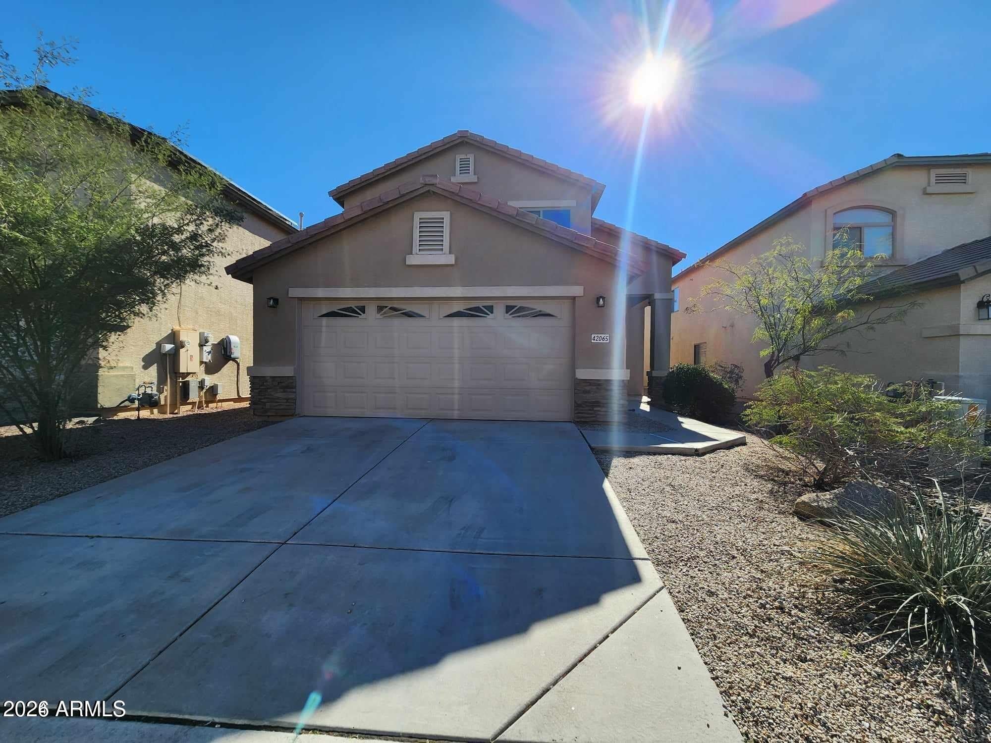 42065 W Hillman Drive – photo 1