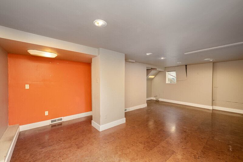8040 16th Ave NE – photo 5