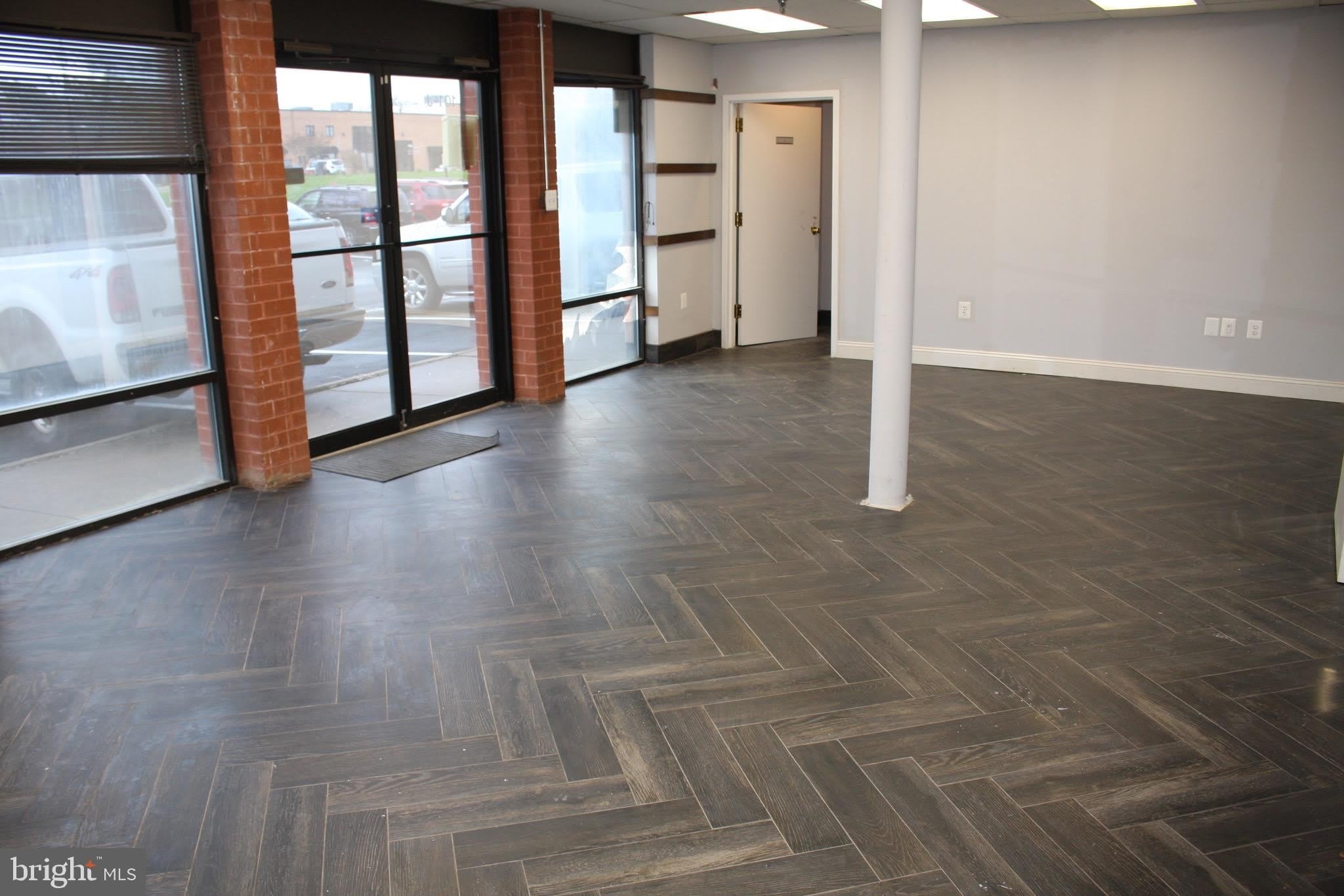 101 EXECUTIVE Drive – photo 5