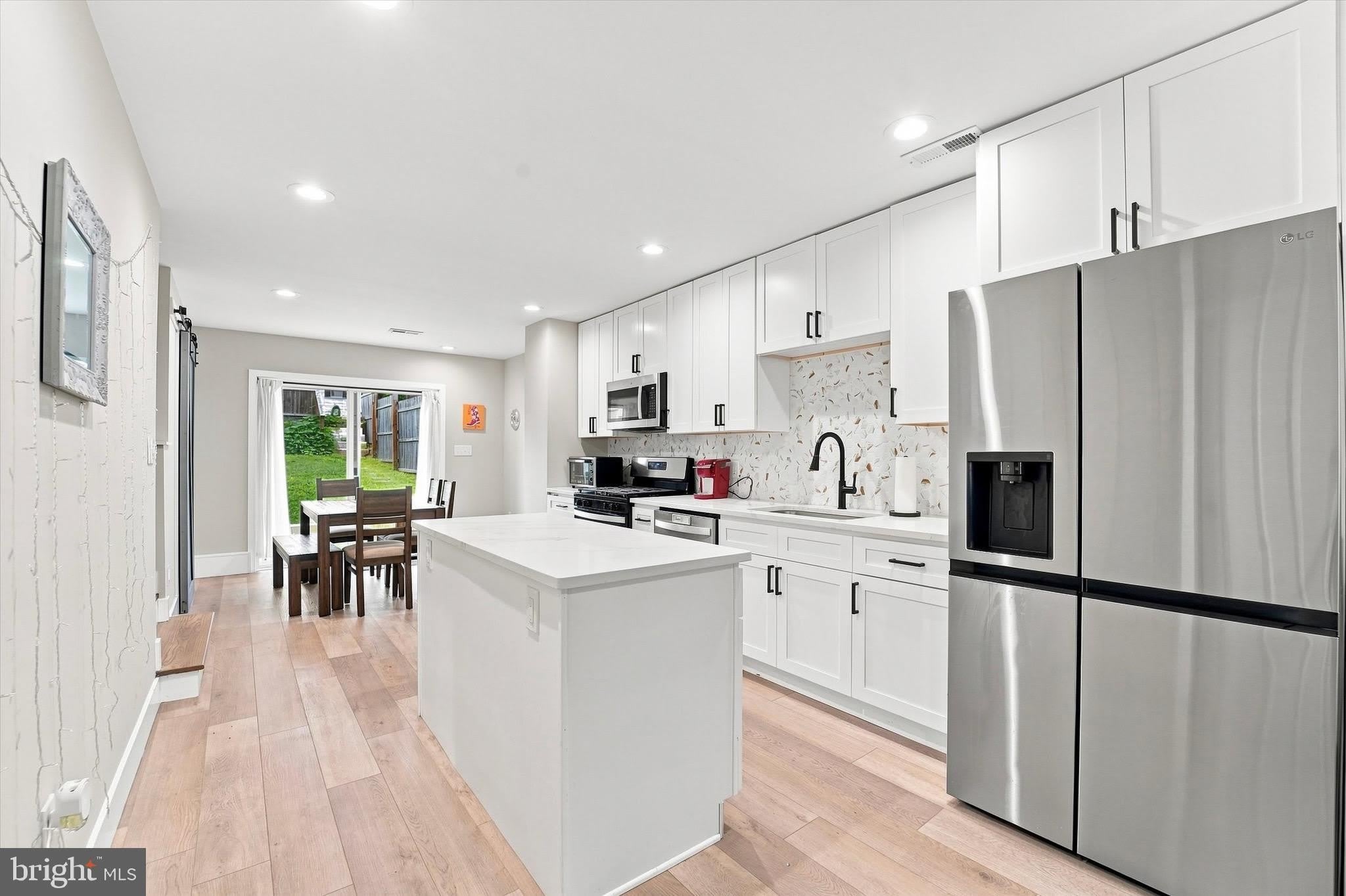 126 W Hector Street – photo 4