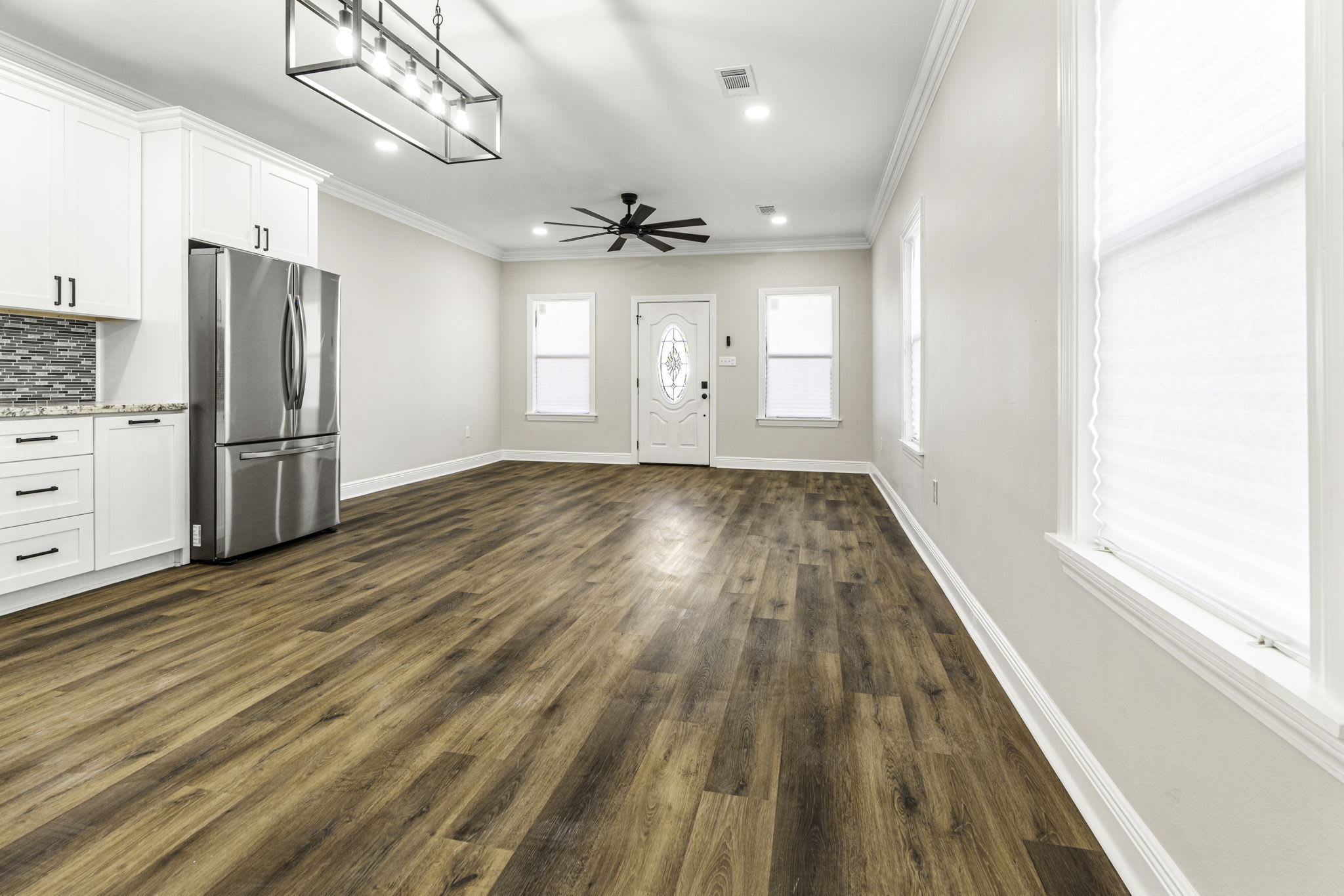 8332 Apple Street – photo 5