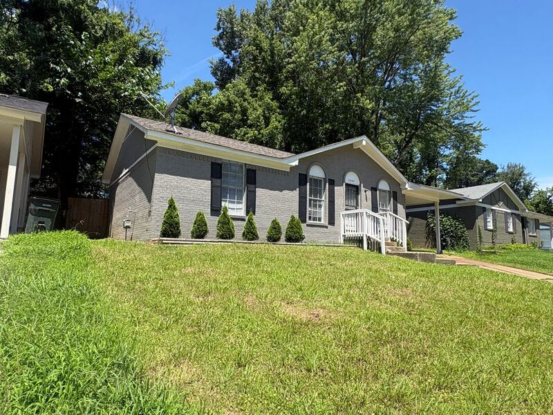 5087 Blacksmith Dr – photo 2