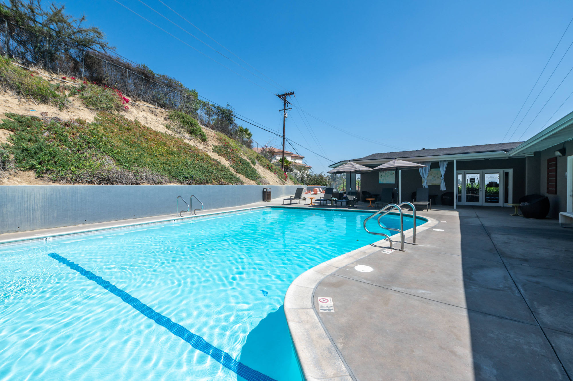 Emerald Hills Apartment Homes – photo 3