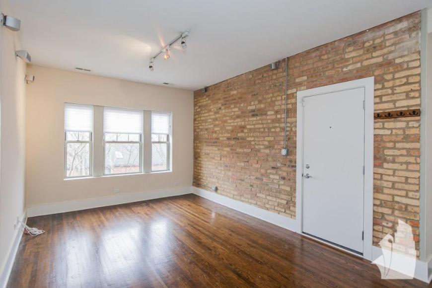 1851 W Cornelia – photo 3