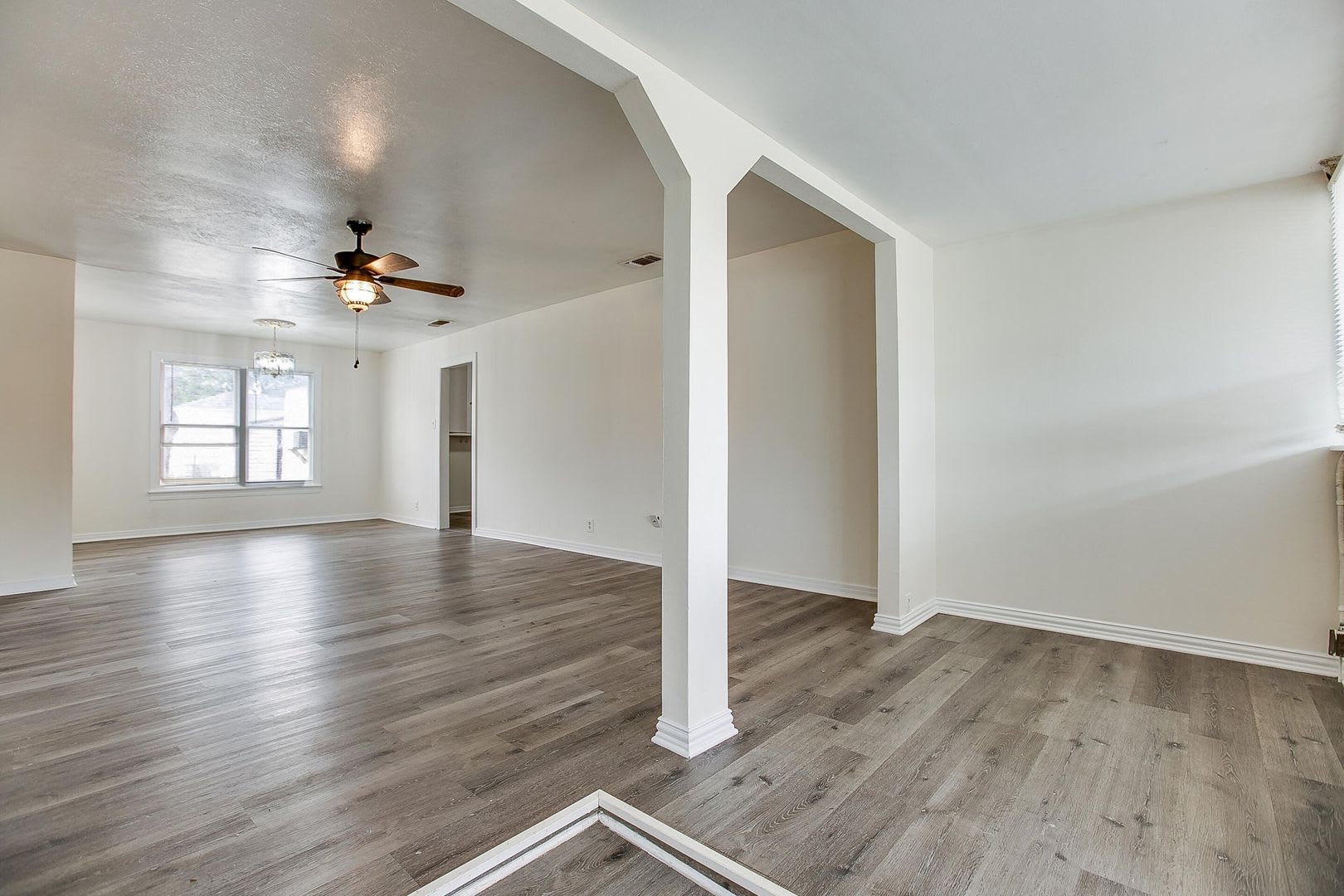 Very nice 3 bedroom home in Santa Rita AVAILABLE NOW! – photo 2