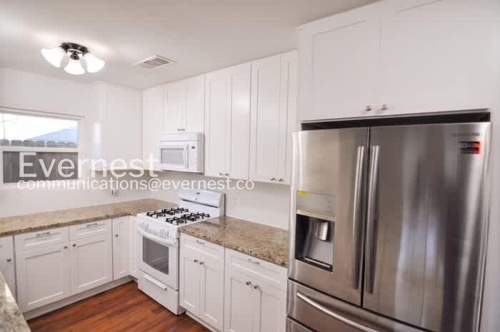 9864 Childress Drive – photo 5