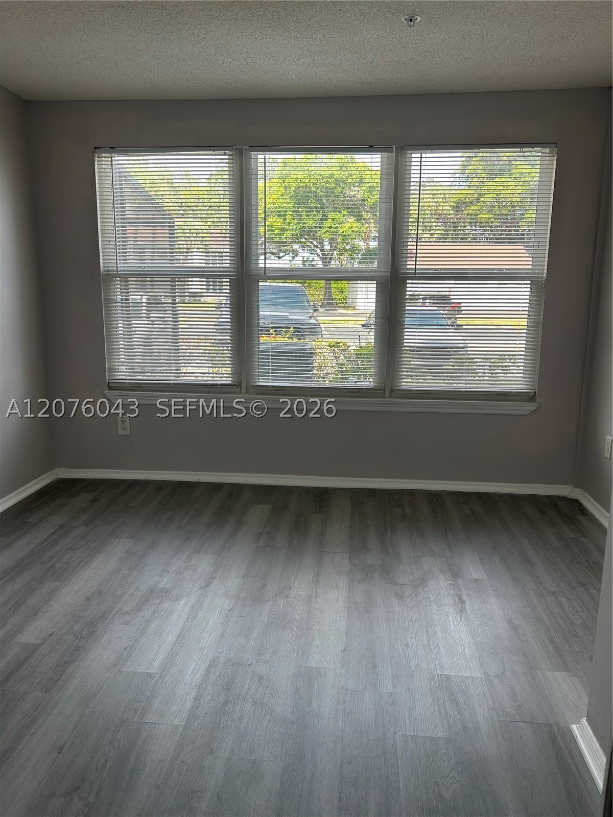 2311 N Congress Ave – photo 3