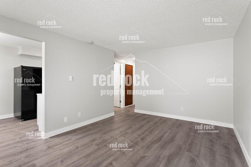 2424 East Diamond Avenue – photo 5