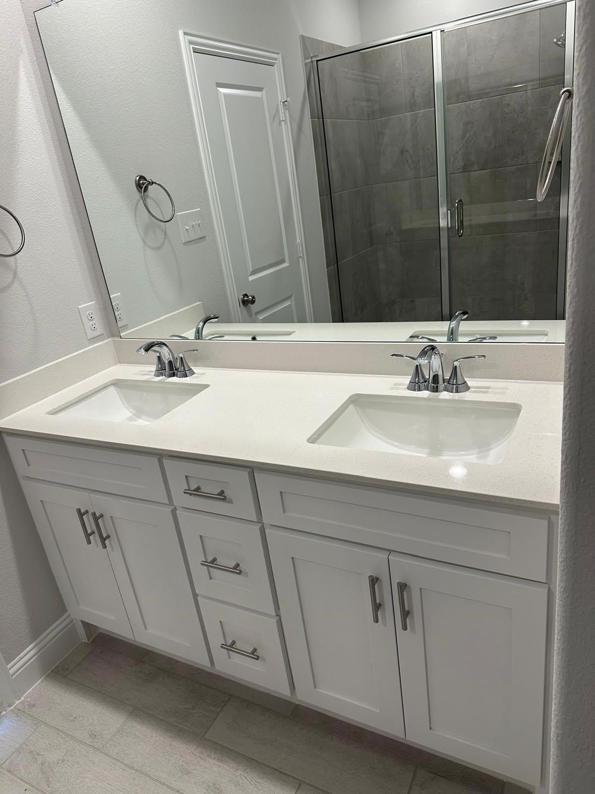 913 Amenduni Lane – photo 5