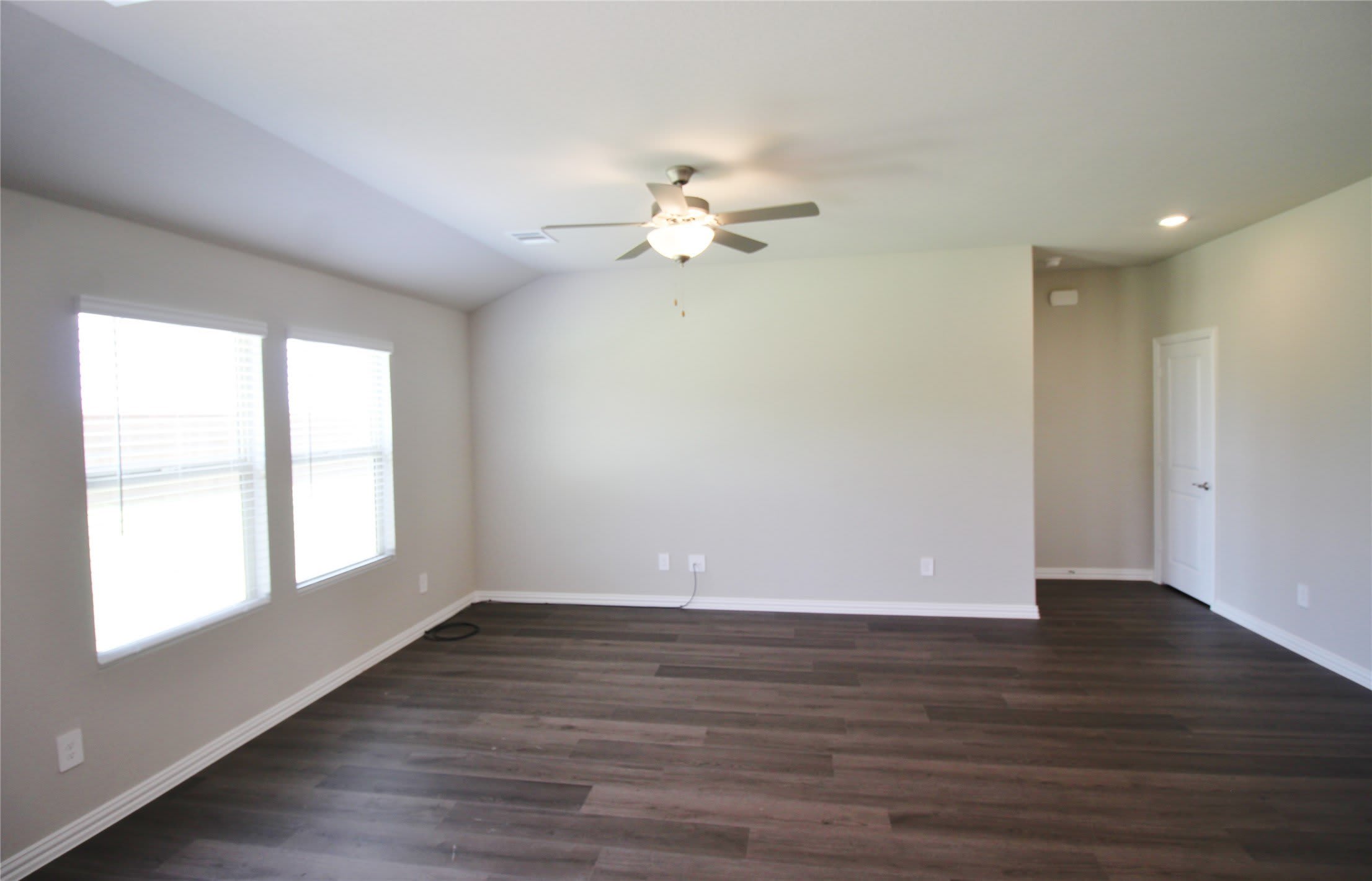 4208 Mountain Creek Drive – photo 3