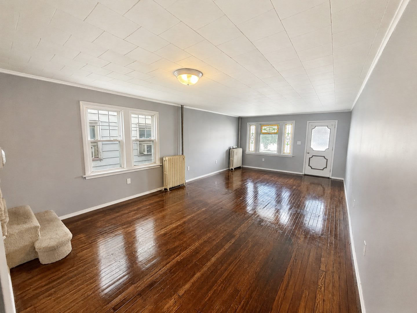 561 Northampton St Kingston, PA 18704 – photo 3