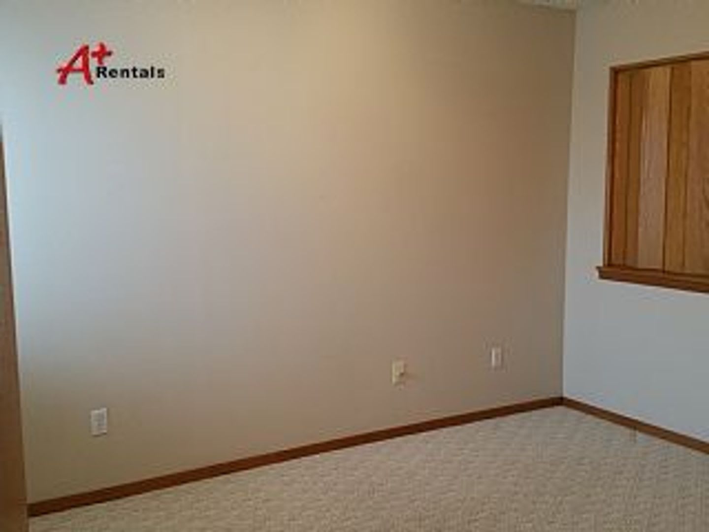 Three Bedroom Three Bathroom Twin Home – photo 5