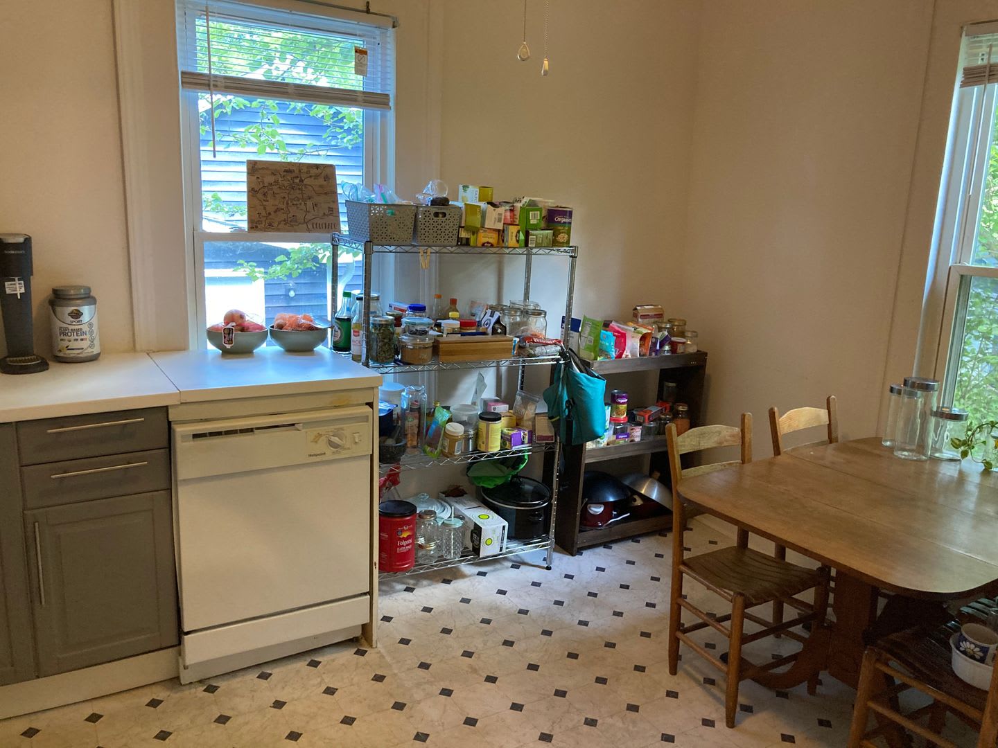 Three bedrooms 1 bath downtown Durham home: Available Now! – photo 3