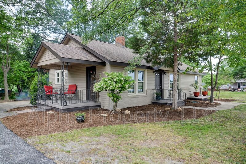 1813 Old Easley Bridge Rd – photo 2