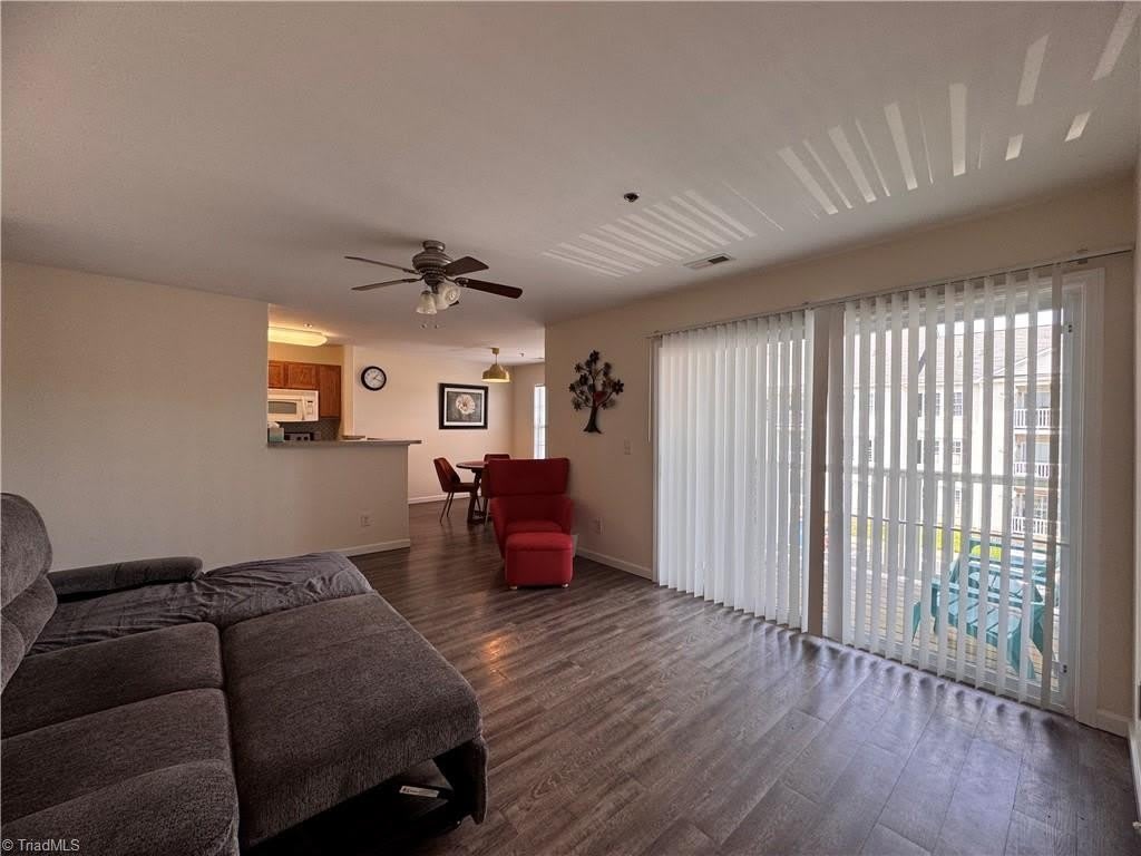 7304 McConnell Drive – photo 4