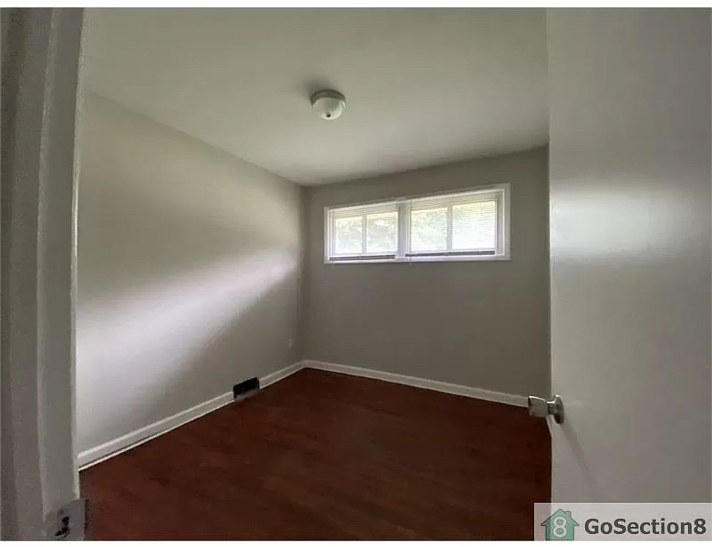 Room in 4 Bedroom Home at Nations Ford Dr – photo 3