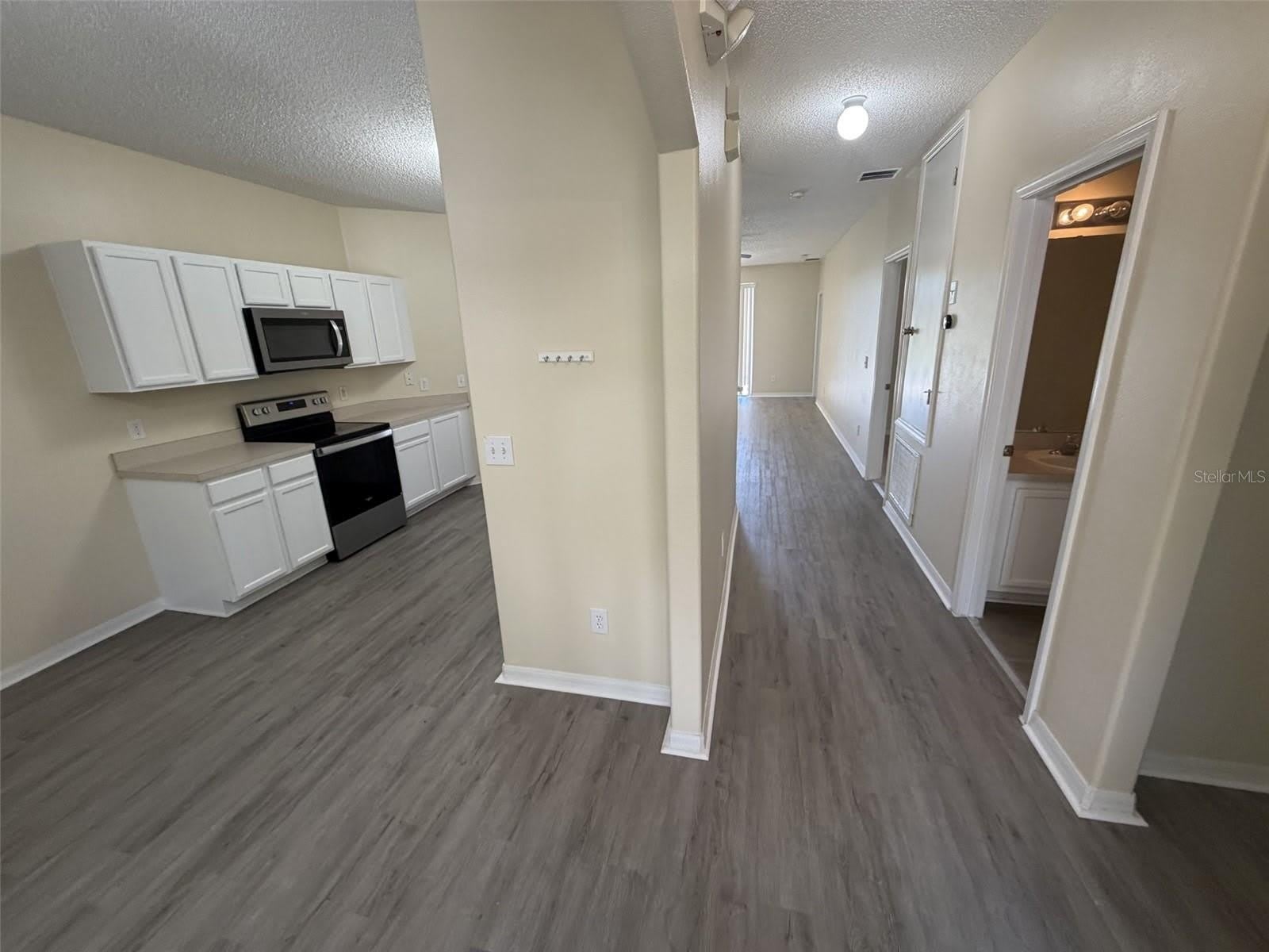 311 SUNSET VIEW Drive – photo 2