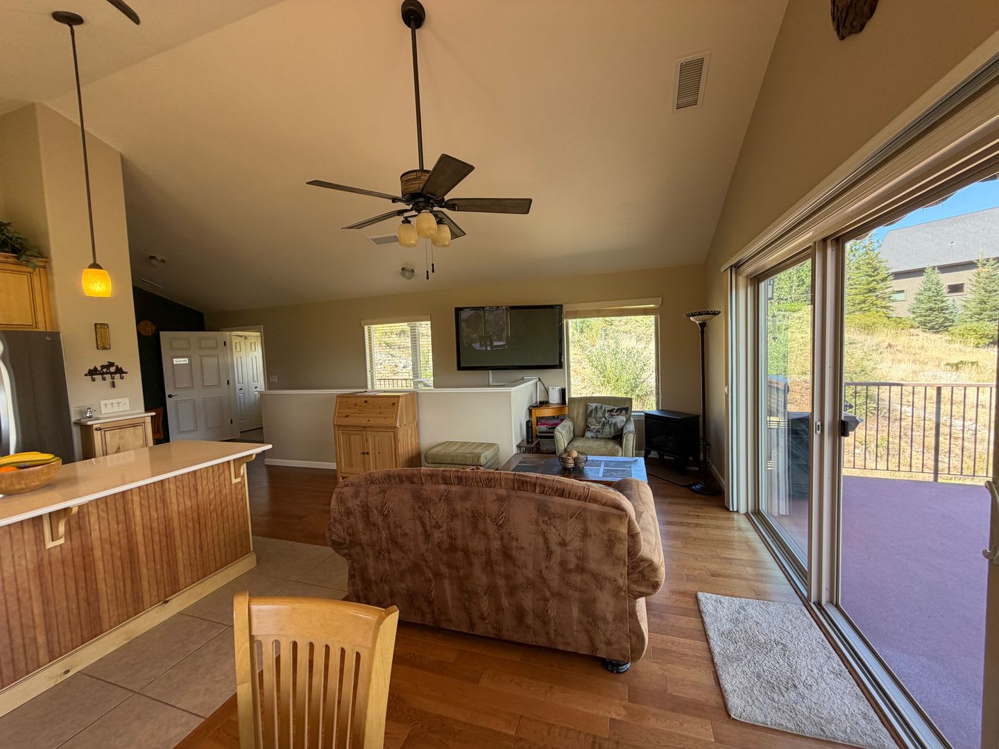 Gorgeous Views Out Of Every Window 3 Bed 2 Bath With Garage – photo 5