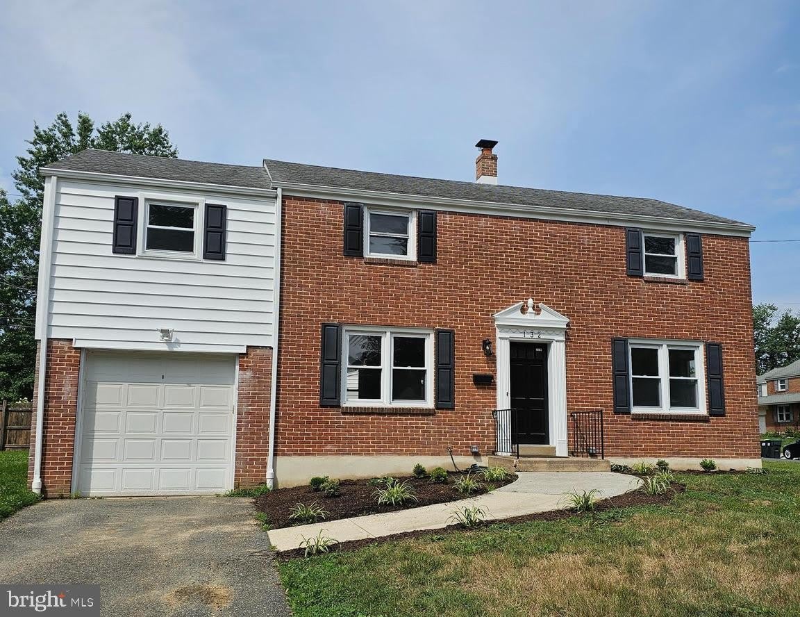 132 DEVONSHIRE Road – photo 1