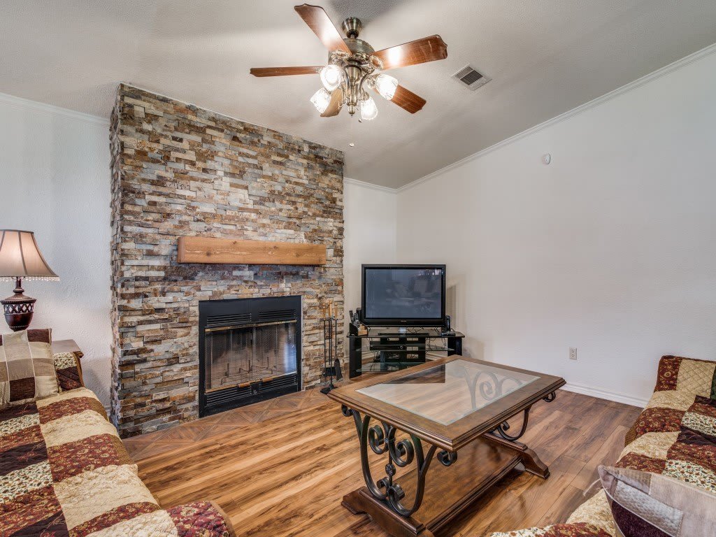 233 Esquire Estates Road – photo 4