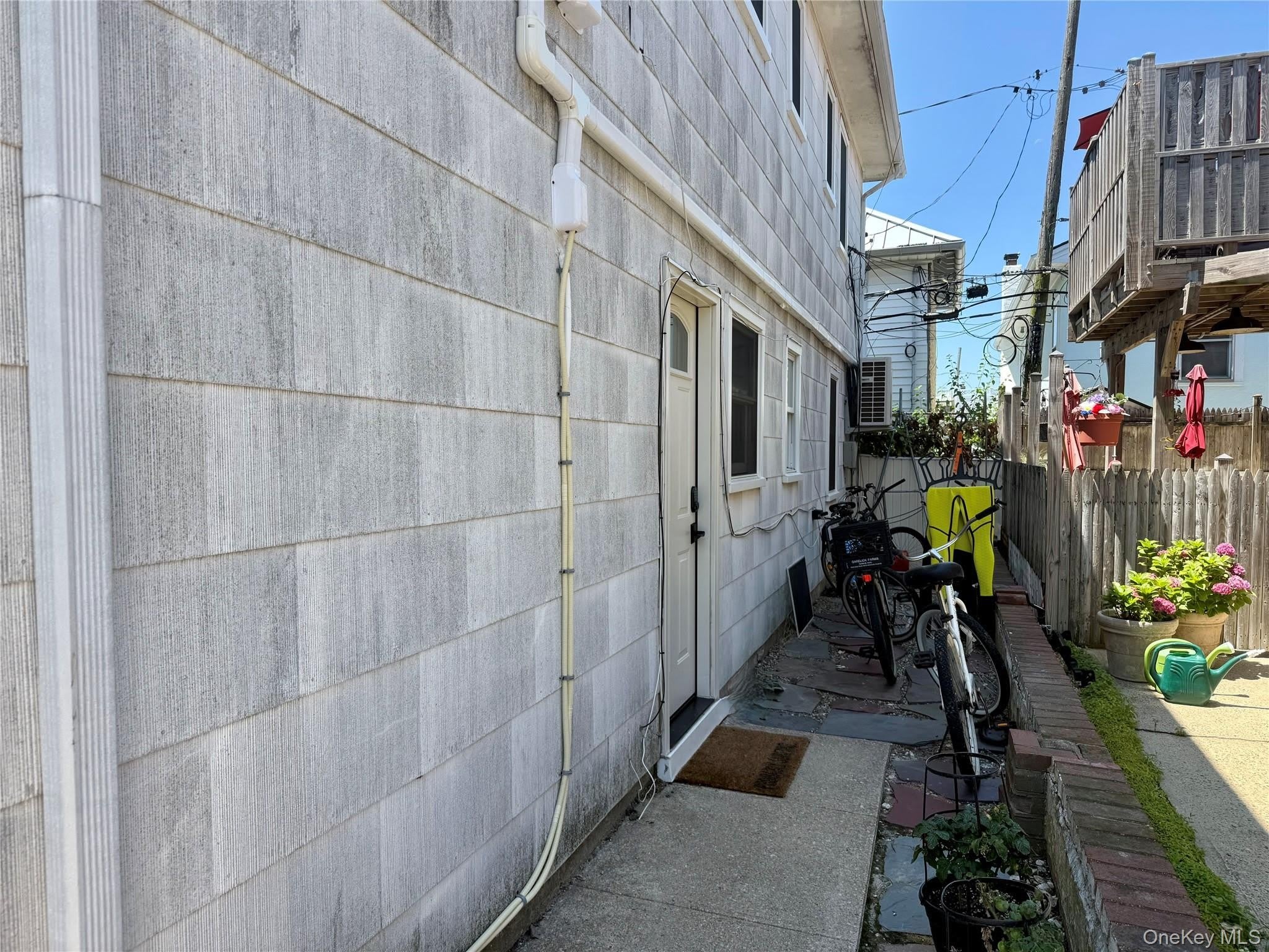 105 Belmont Avenue – photo 2