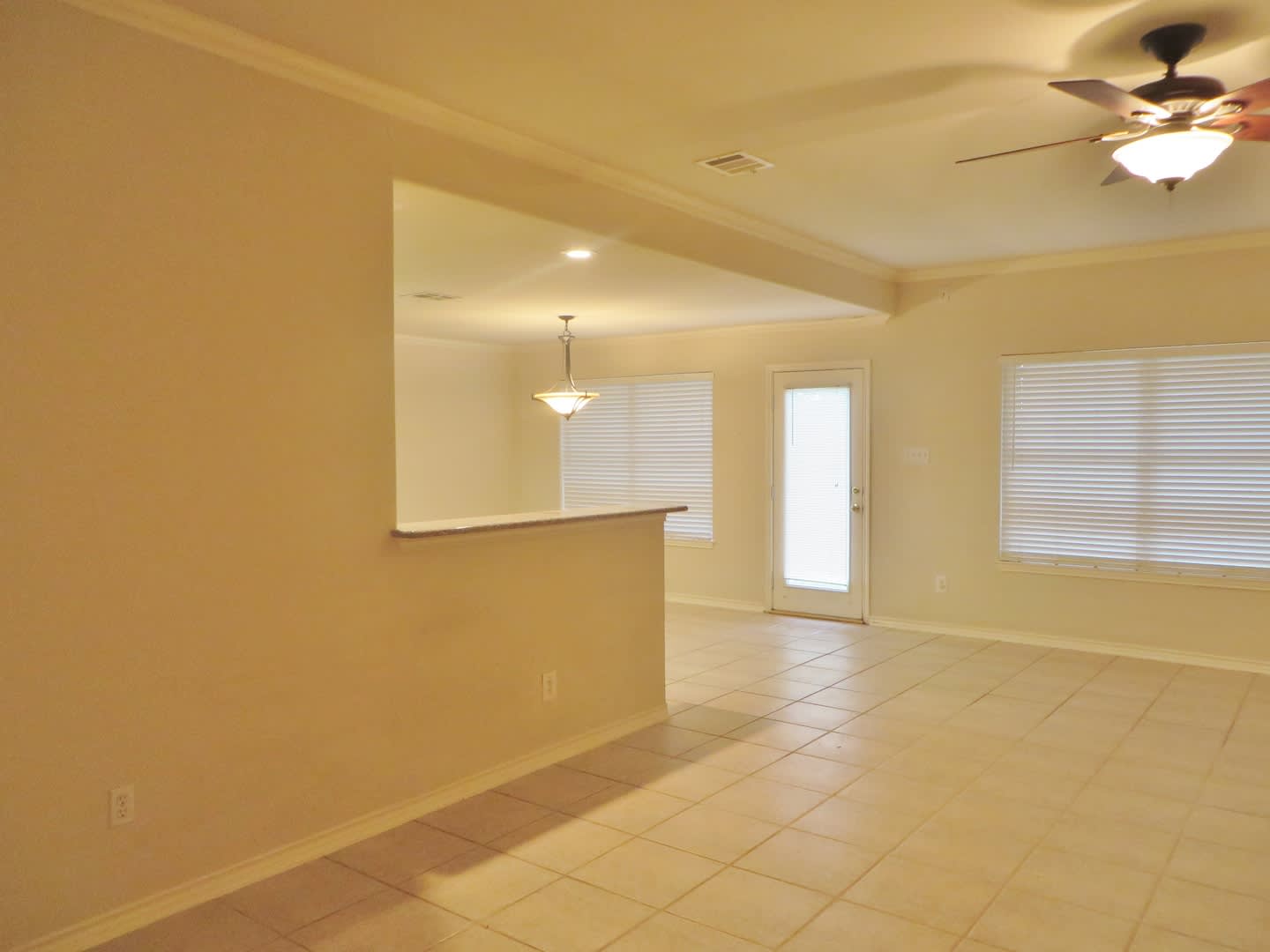 3 Bedroom 2 Bathroom Georgetown Home – photo 4