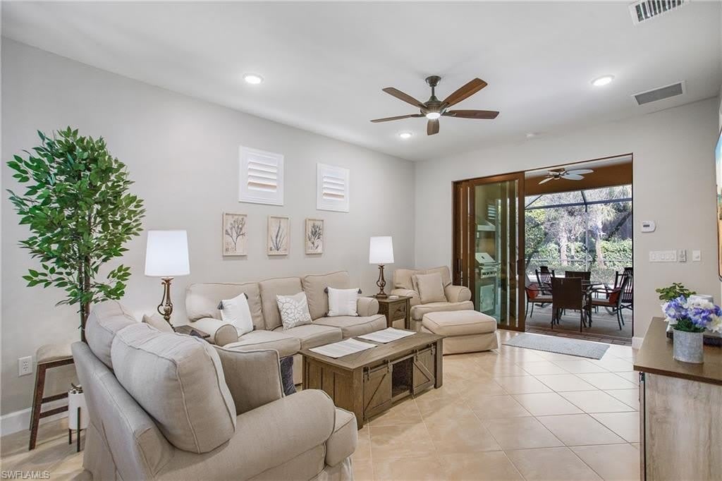 7674 Jacaranda Ln – photo 3