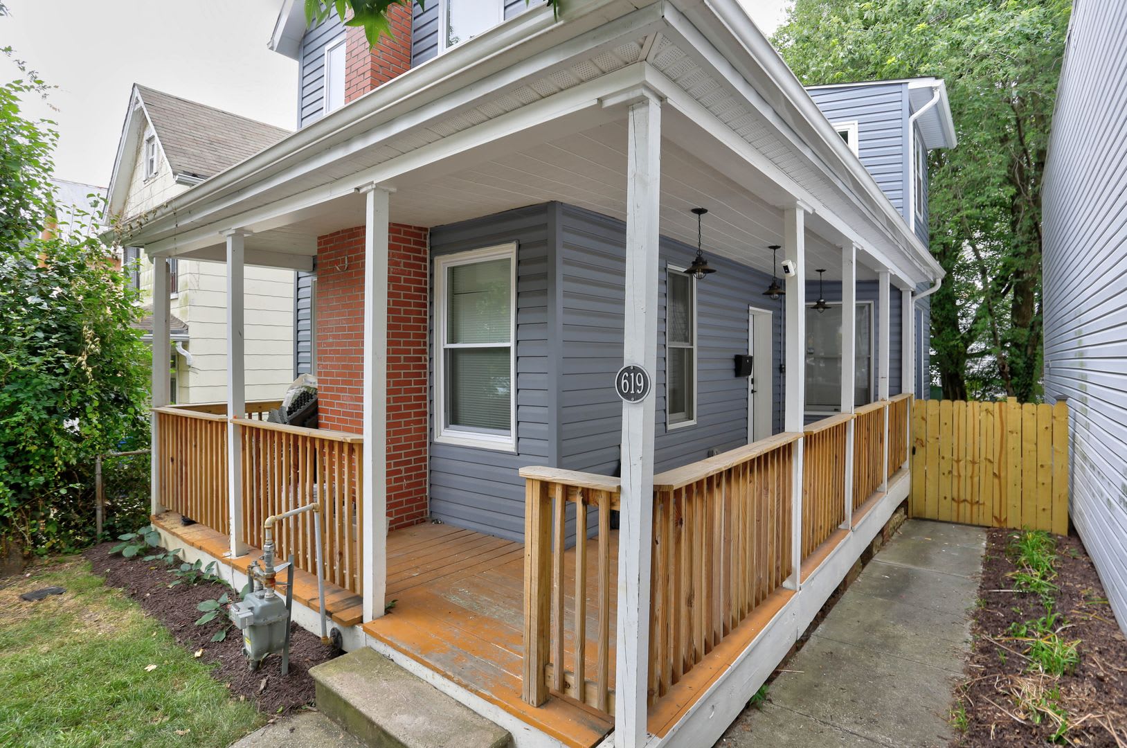 3BR, 2.5BA Detached Single Family Home in the Heart of Waverly – photo 1
