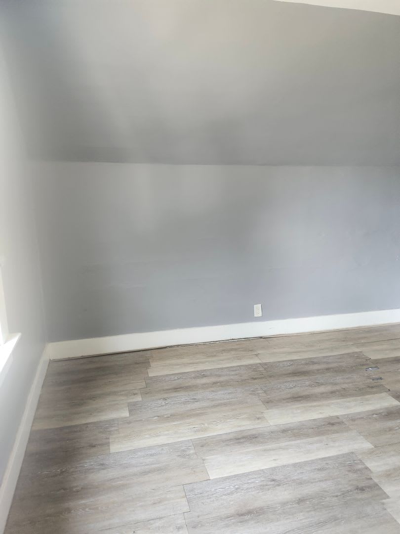Spacious 3BR Single-Family Home with Large Living Room – Only $1,425/Month! ⭐ – photo 5