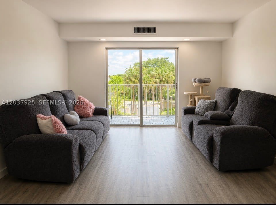 8200 SW 210th St – photo 5