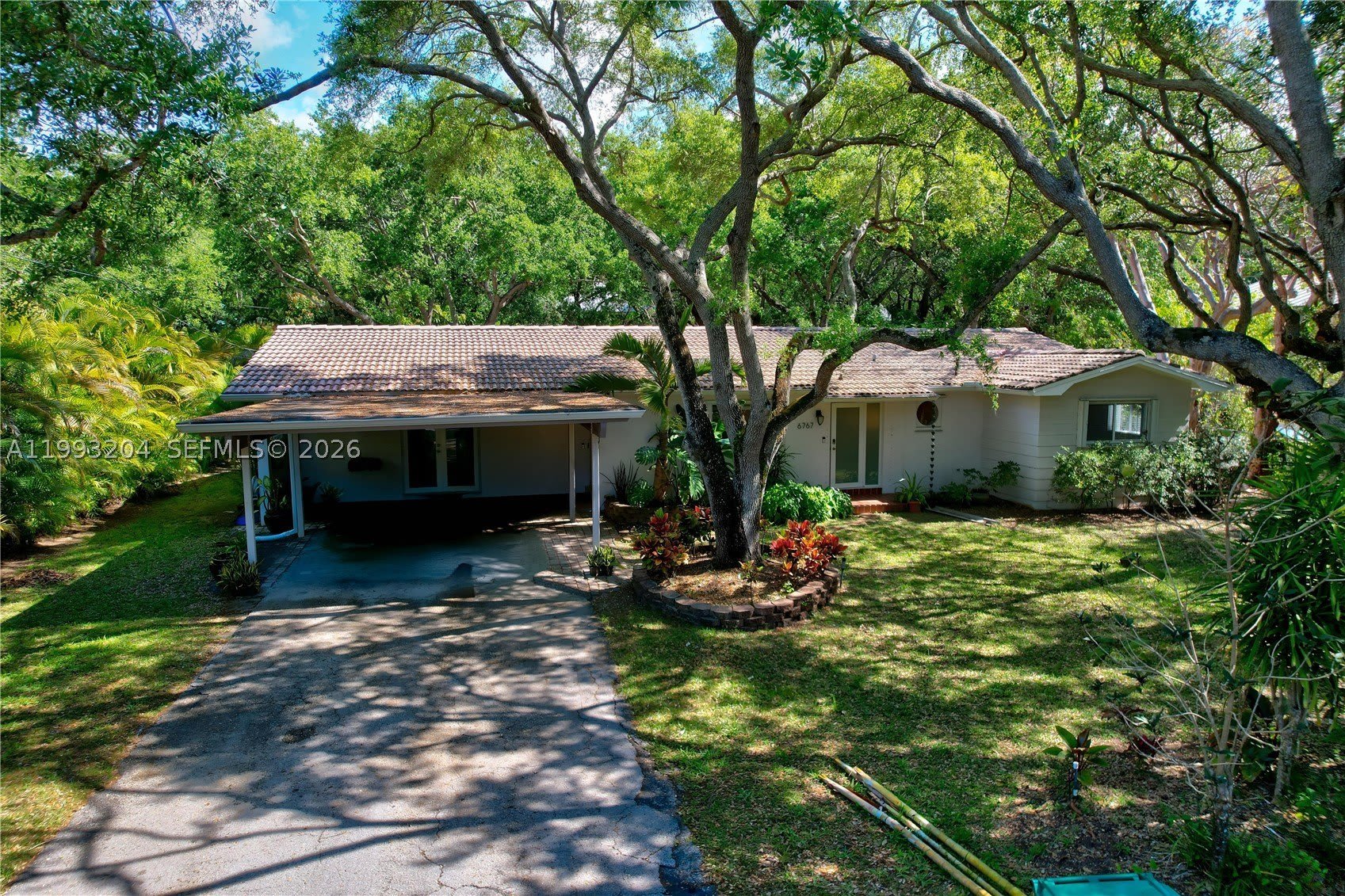 6767 SW 154th St – photo 2