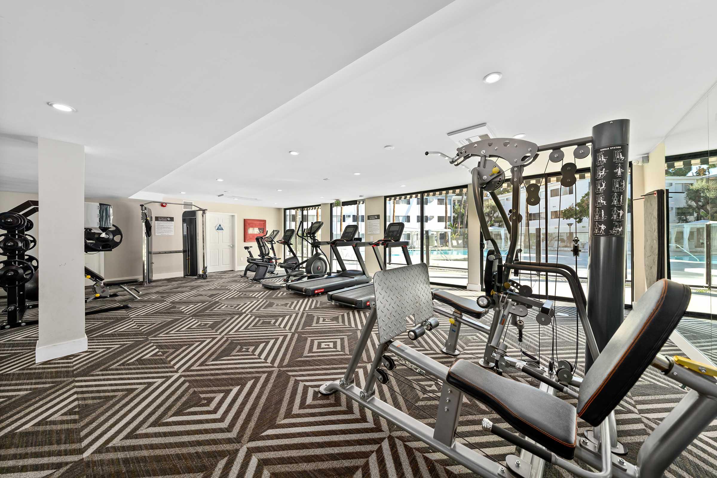 Summerview Beach Resort Luxury Apartments – photo 3