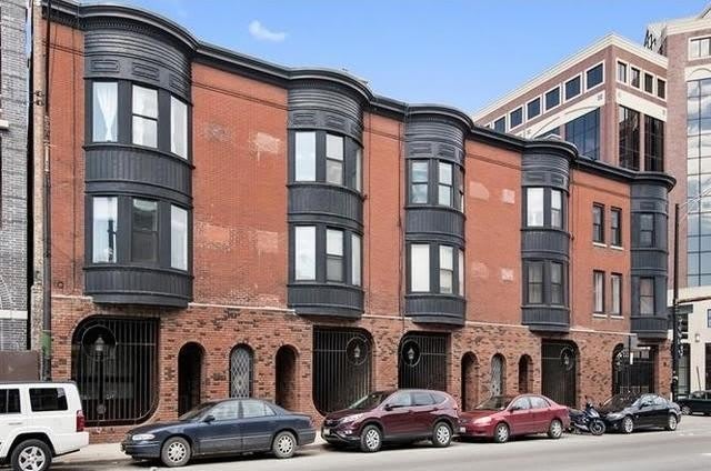 2950 N Halsted Street – photo 1