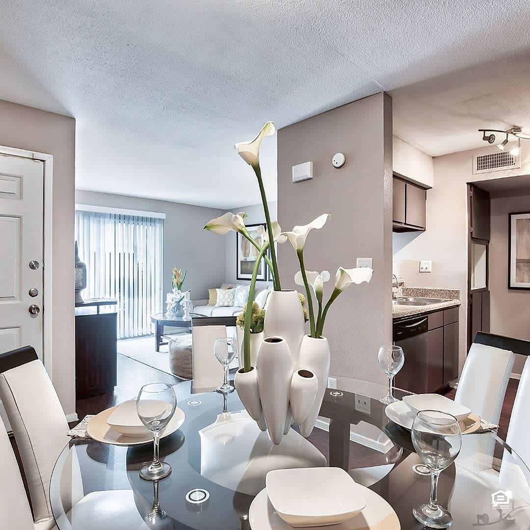 Nichols Square Apartments – photo 2