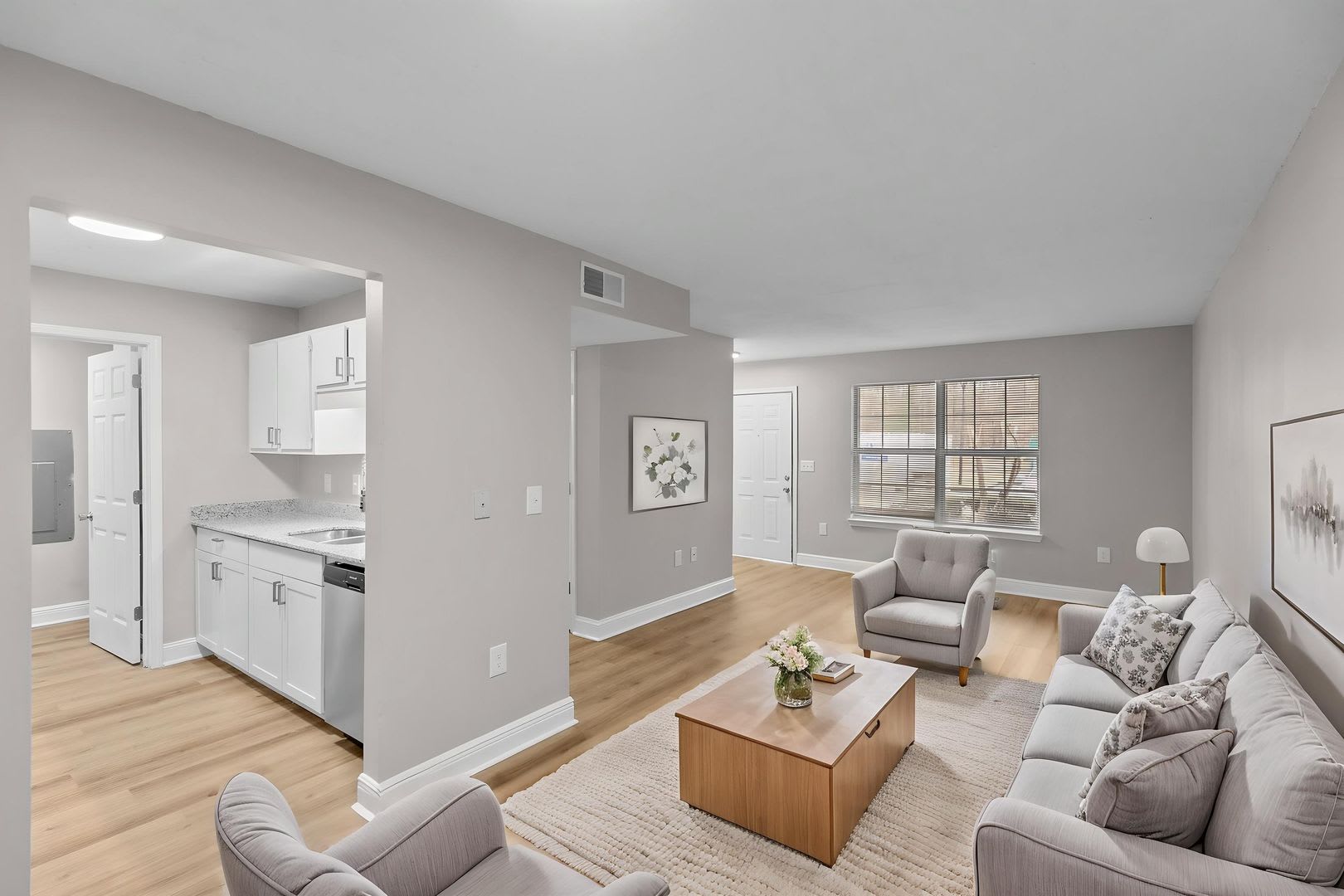 Pebble Creek Apartments – photo 3