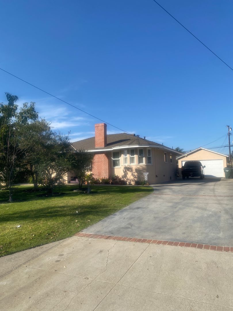 409 E Puente – photo 2