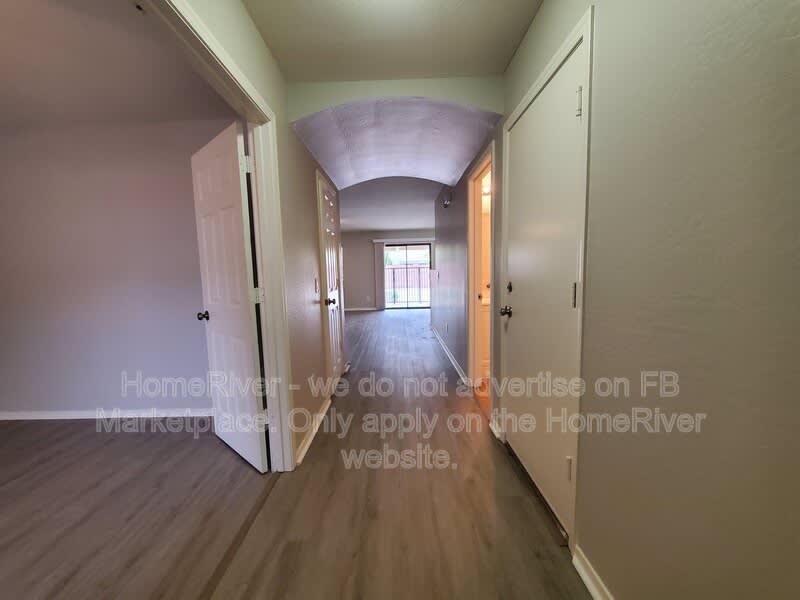 8504 W Jocelyn Ter – photo 2