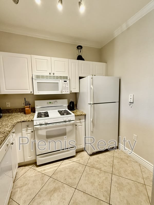 2705 Via Murano Unit 125 – photo 5
