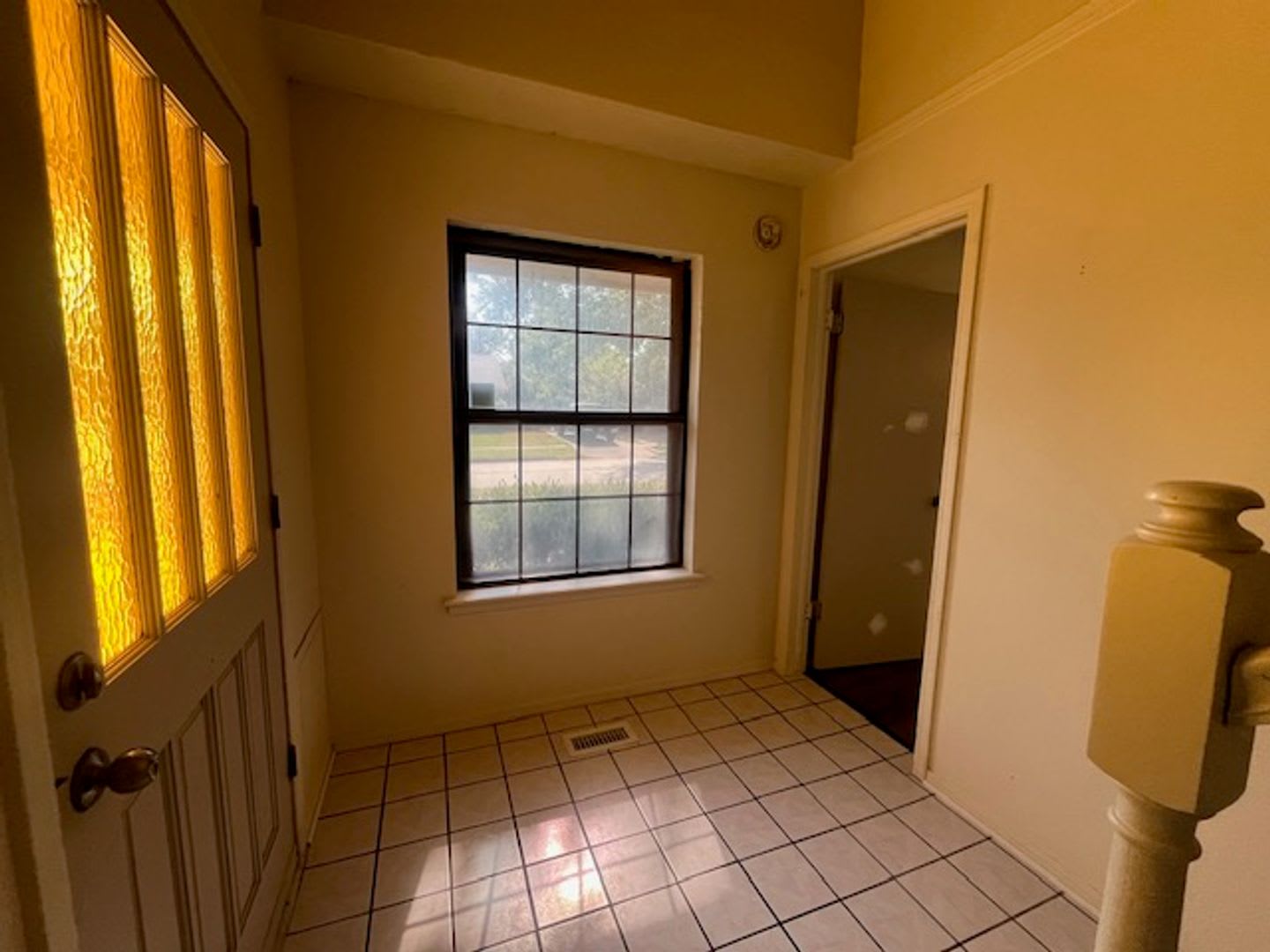 Union Schools-Peters Elementary, 4 bedroom, 2 bath, 2 car garage. – photo 3