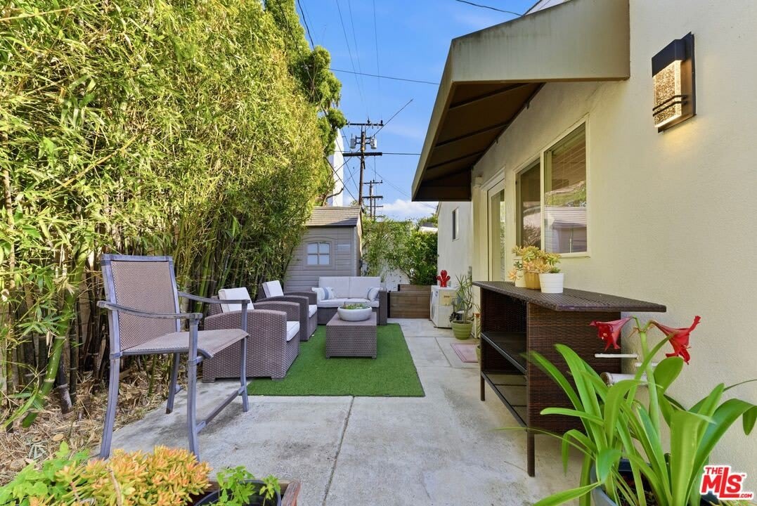 132 N CARSON Rd – photo 1