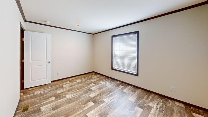 109 American Avenue – photo 5