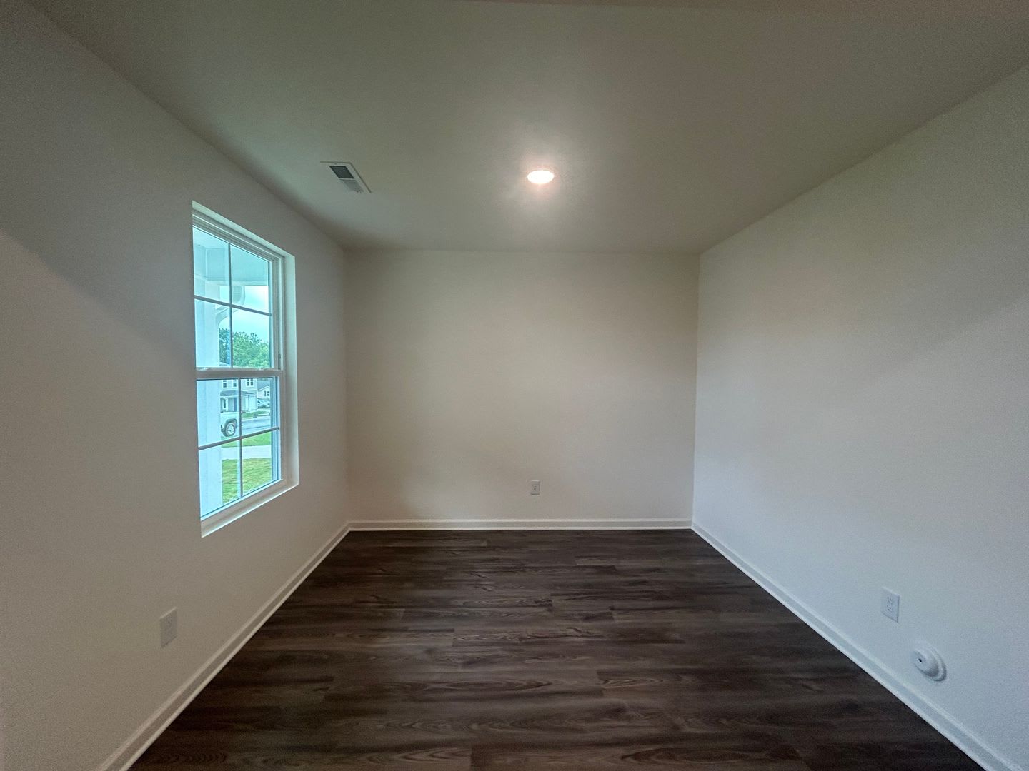 Like New 2 Story 4 Bedroom 2 5 Bath Home In The Windcrest Acres Community In Asheboro W 1 Car Garage Large Yard – photo 2