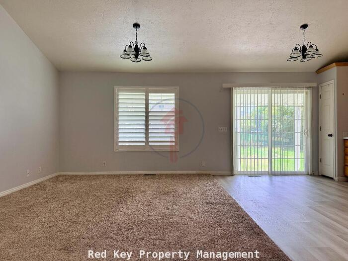 474 East 1370 North – photo 4