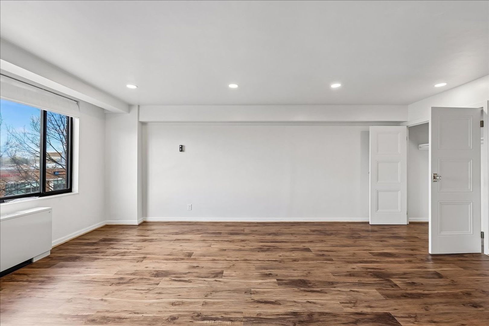 Cathedral Heights Condo 1 Bed 1 Bath 750 Sf – photo 5