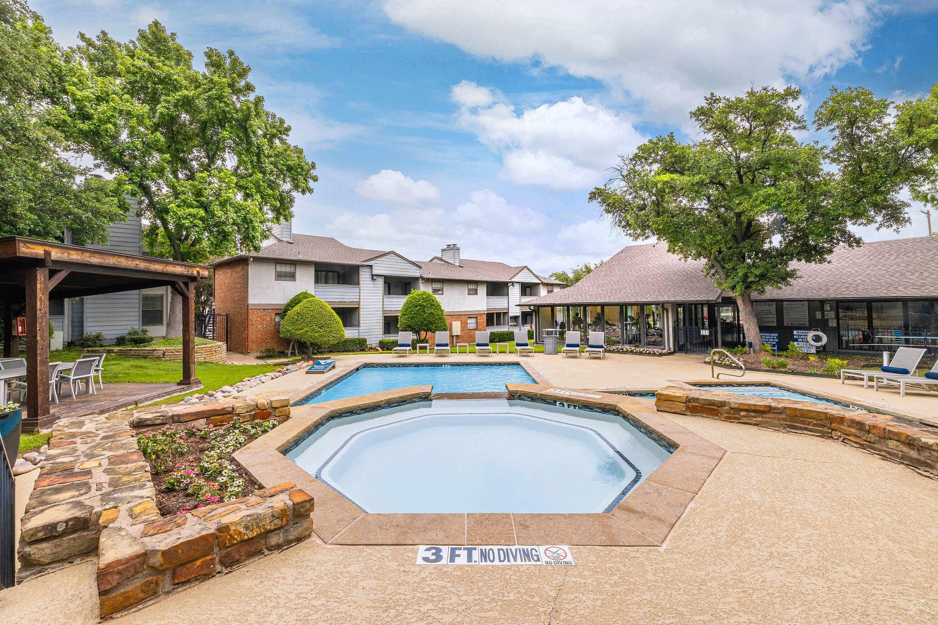 Summer Gate Apartments – photo 3